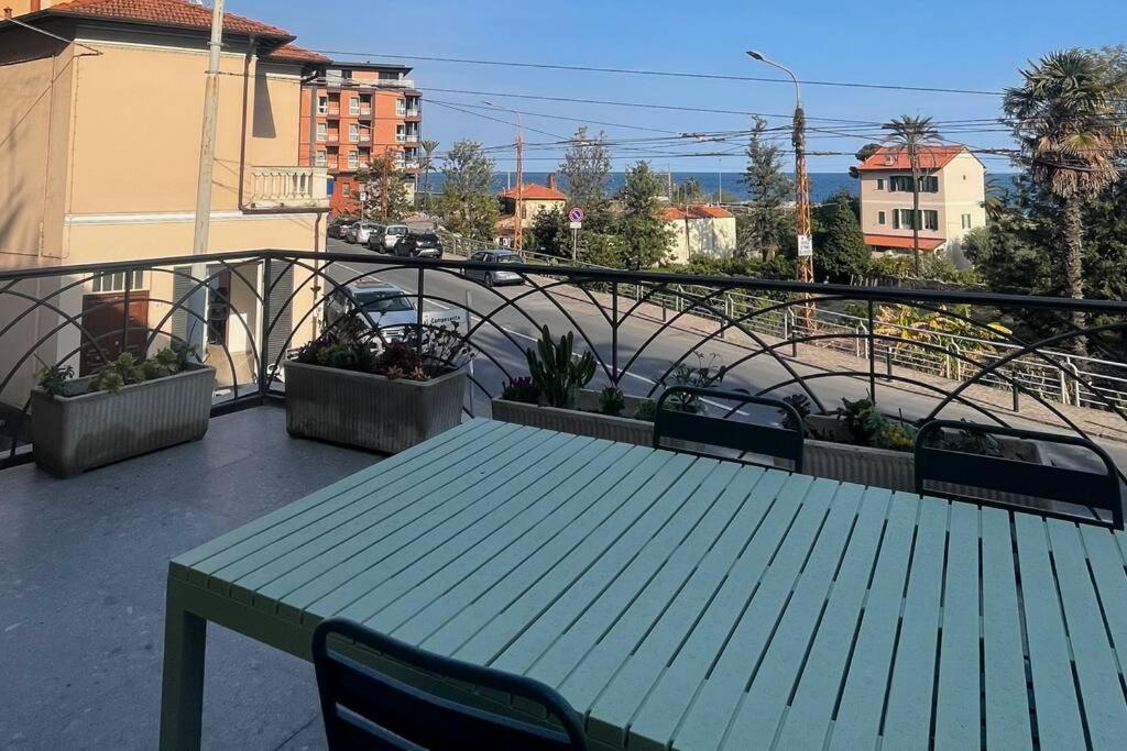 Casa Visconti, Bordighera, Vista Mare Exterior foto